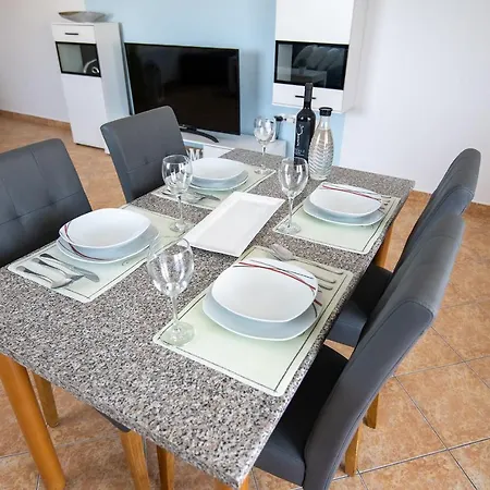 Mamut Apartment *