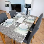 Mamut Apartment *